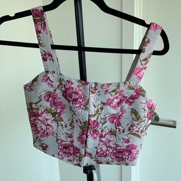 NWT Floral Two Piece Set - Picture 2 of 9